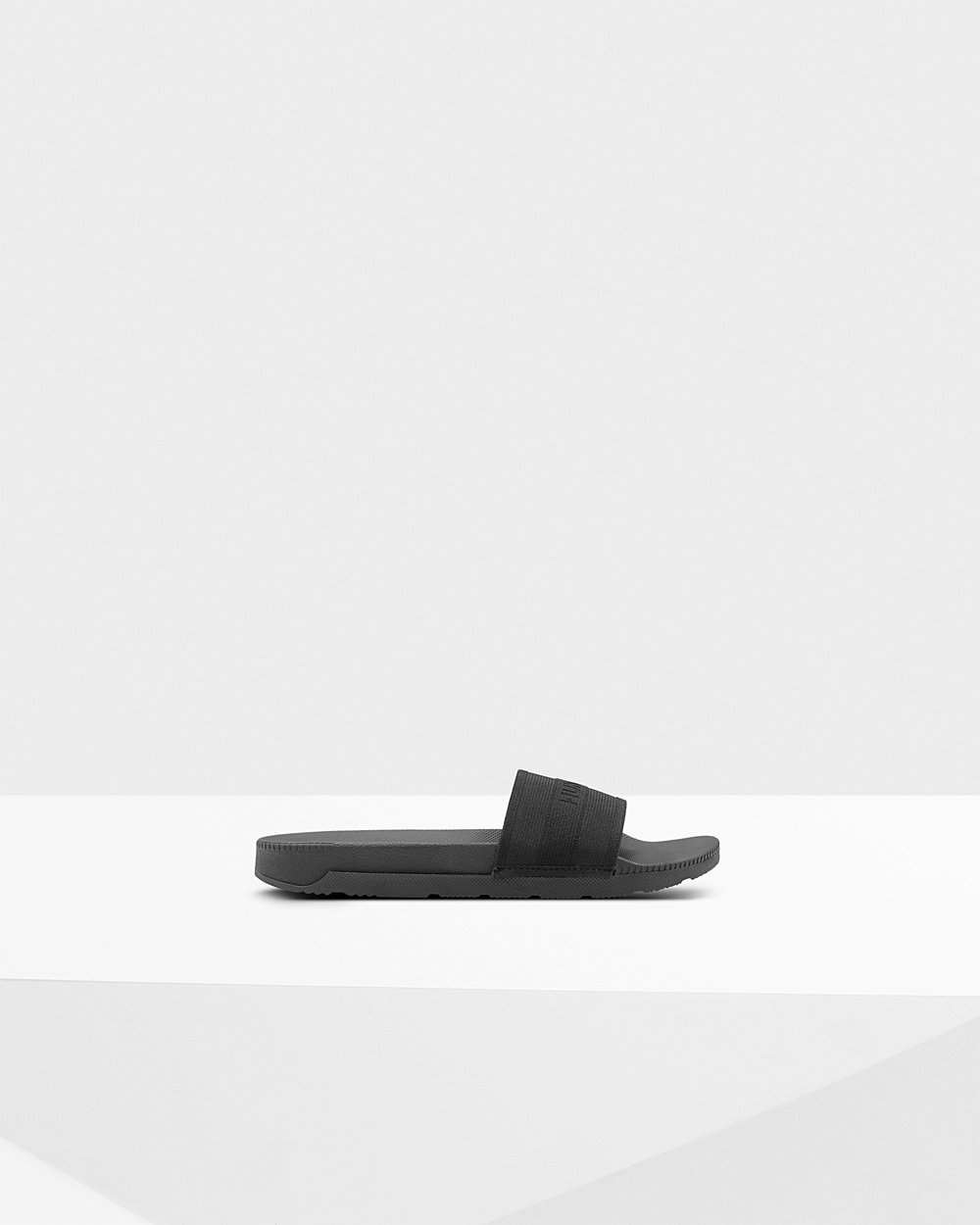 Hunter Original Elastic Slides - Shop Womens Black - WVHTNU459